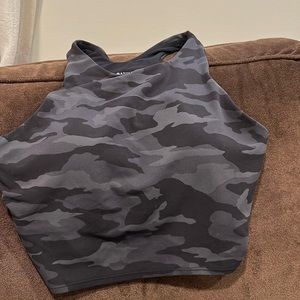 Women’s Athleta Size Medium Camo Crop Bra